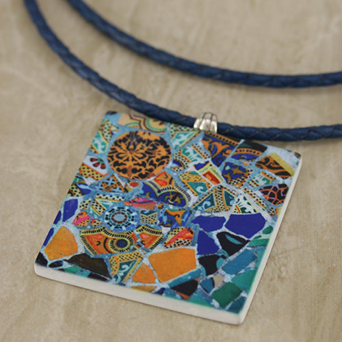 40mm RED/GREEN MULTI TILE Printed Pendant - 2 pcs