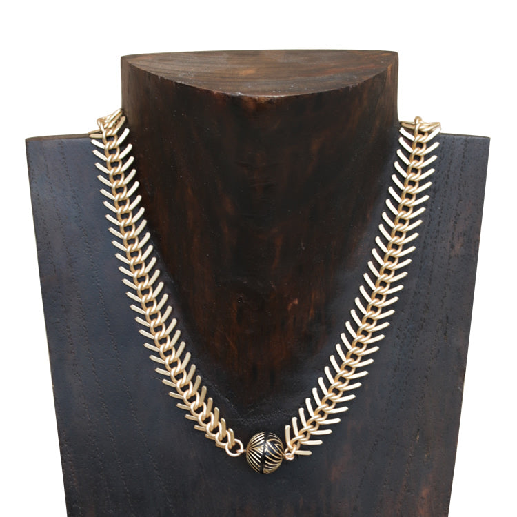 Medium Fishbone chain MATTE SILVER