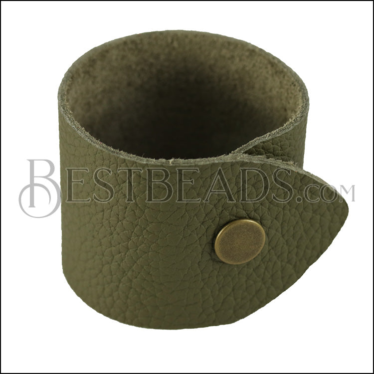 LEATHER cuff CAPER
