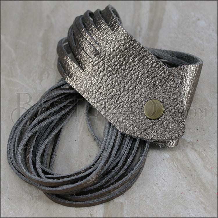 21.5" SHREDDED necklace METALLIC ANTIQUE BRONZE - strand