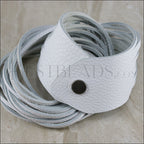 21.5" SHREDDED necklace WHITE - strand