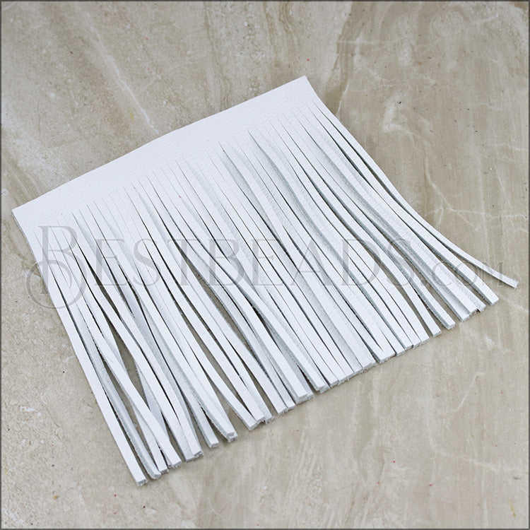 Medium Tassel WHITE