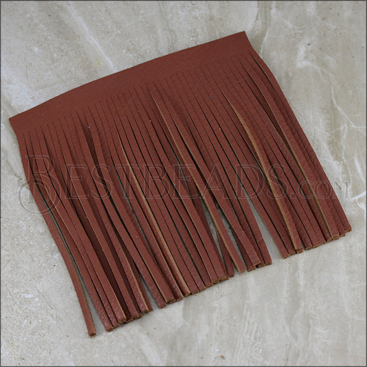 Medium Tassel LT RUST