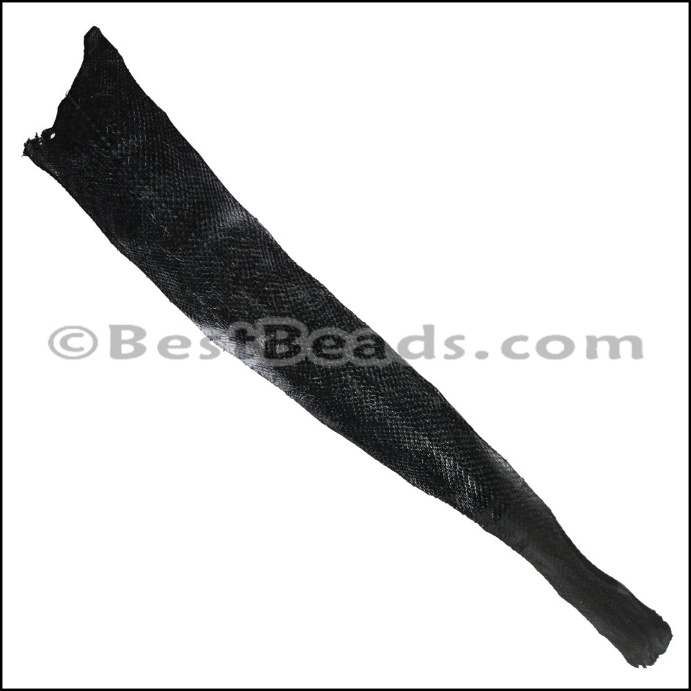 SALMON leather skin BLACK - 1 hide
