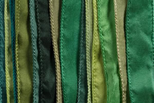 SILKY Ribbon Mix - Bundle of 25 Mixed Strands Color: GREEN