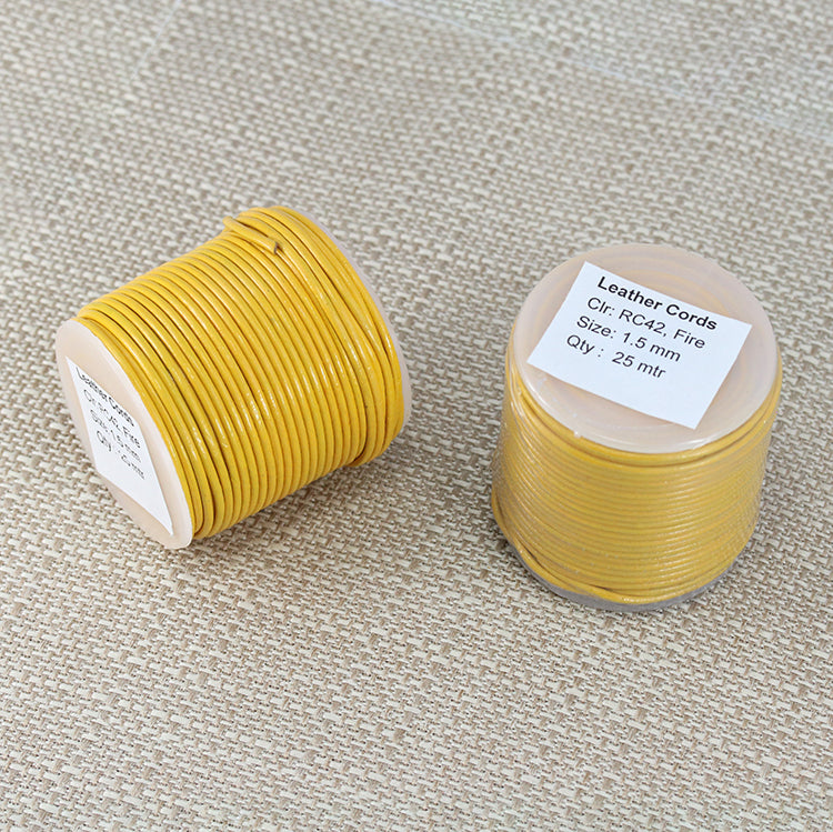 1.5mm round Indian leather - fire - 25m SPOOL