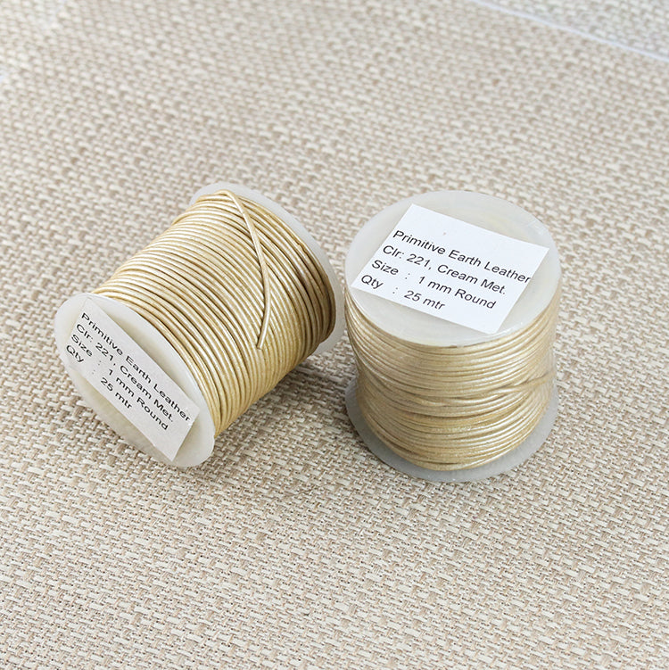 1mm round Indian leather - cream METALLIC - 25m SPOOL