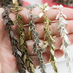leaf dangles chain NITE BLACK