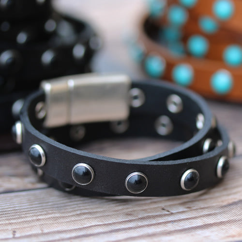 10mm flat DOME STUDDED leather BLACK - 1 meter
