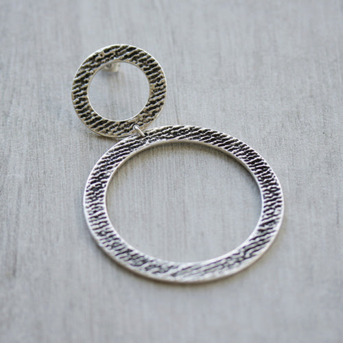 55mm Etched Circle Pendant ANT SILVER - 10 pcs