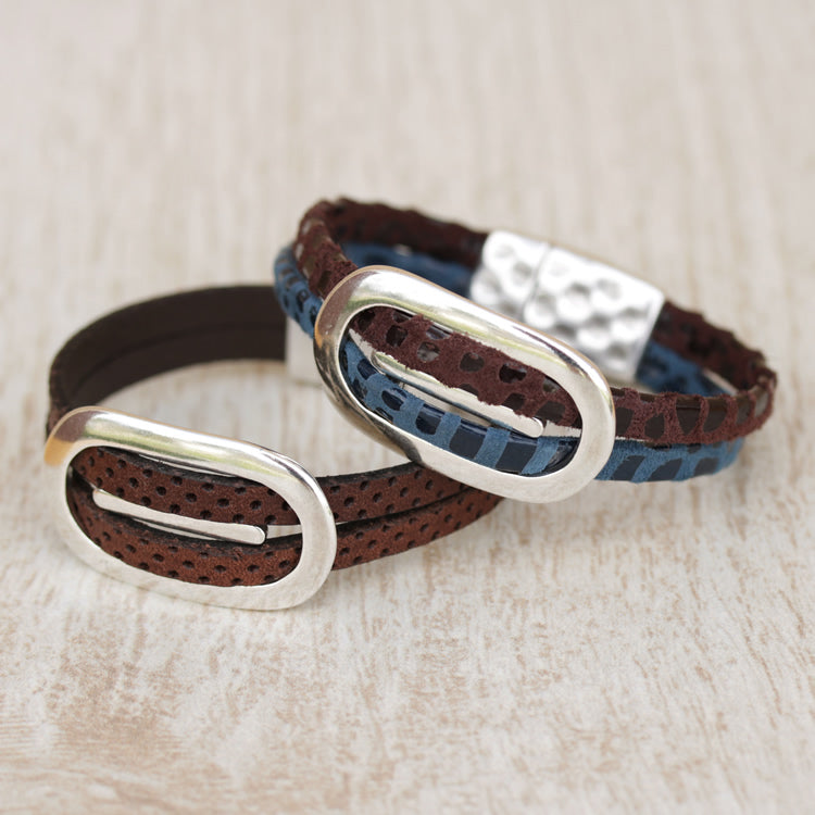 This piece is designed for 2 strands of 5mm flat leather.