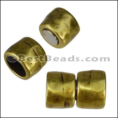 10mm round HAMMERED magnetic clasp ANT BRASS - 5 pcs