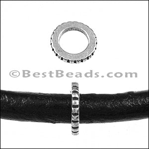 5mm round THIN LINES bead ANT SILVER - 10 pcs