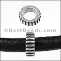 5mm round WIDE LINED bead ANT SILVER - 10 pcs