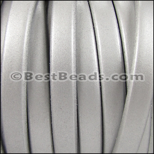 Regaliz® 4.5mm leather METALLIC SILVER - meter