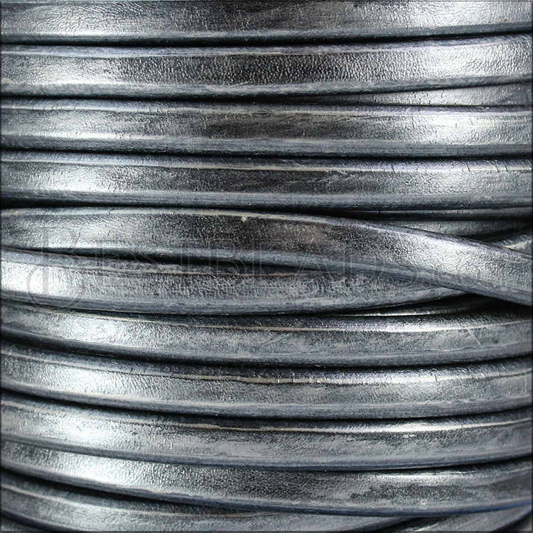 Regaliz® Leather Oval METALLIC SILVER/BLACK - meter