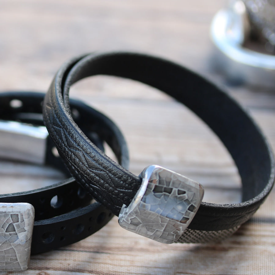 8mm flat ROMAN leather BLACK - meter